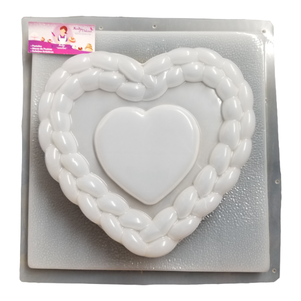 Heart With Braid Outline
